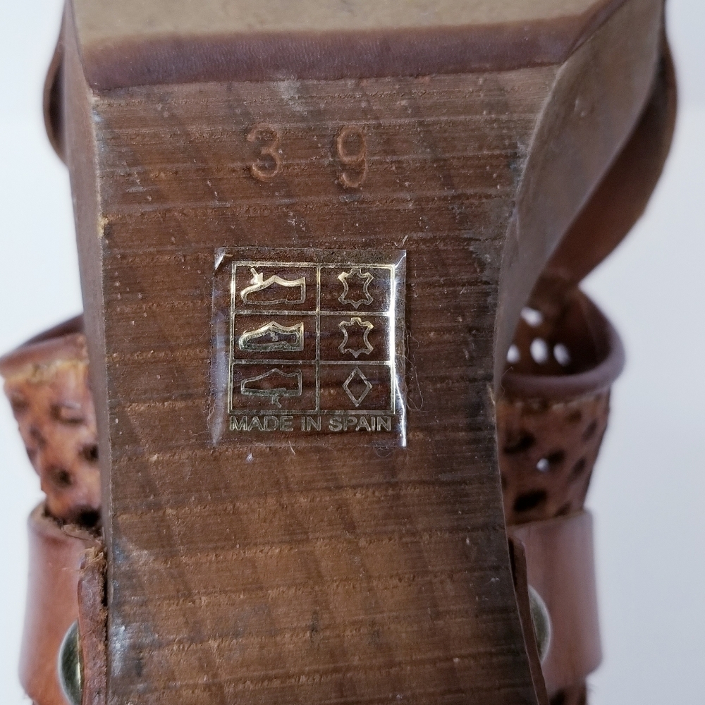 Free People Rendering Leather Clogs - Picture 9 of 11
